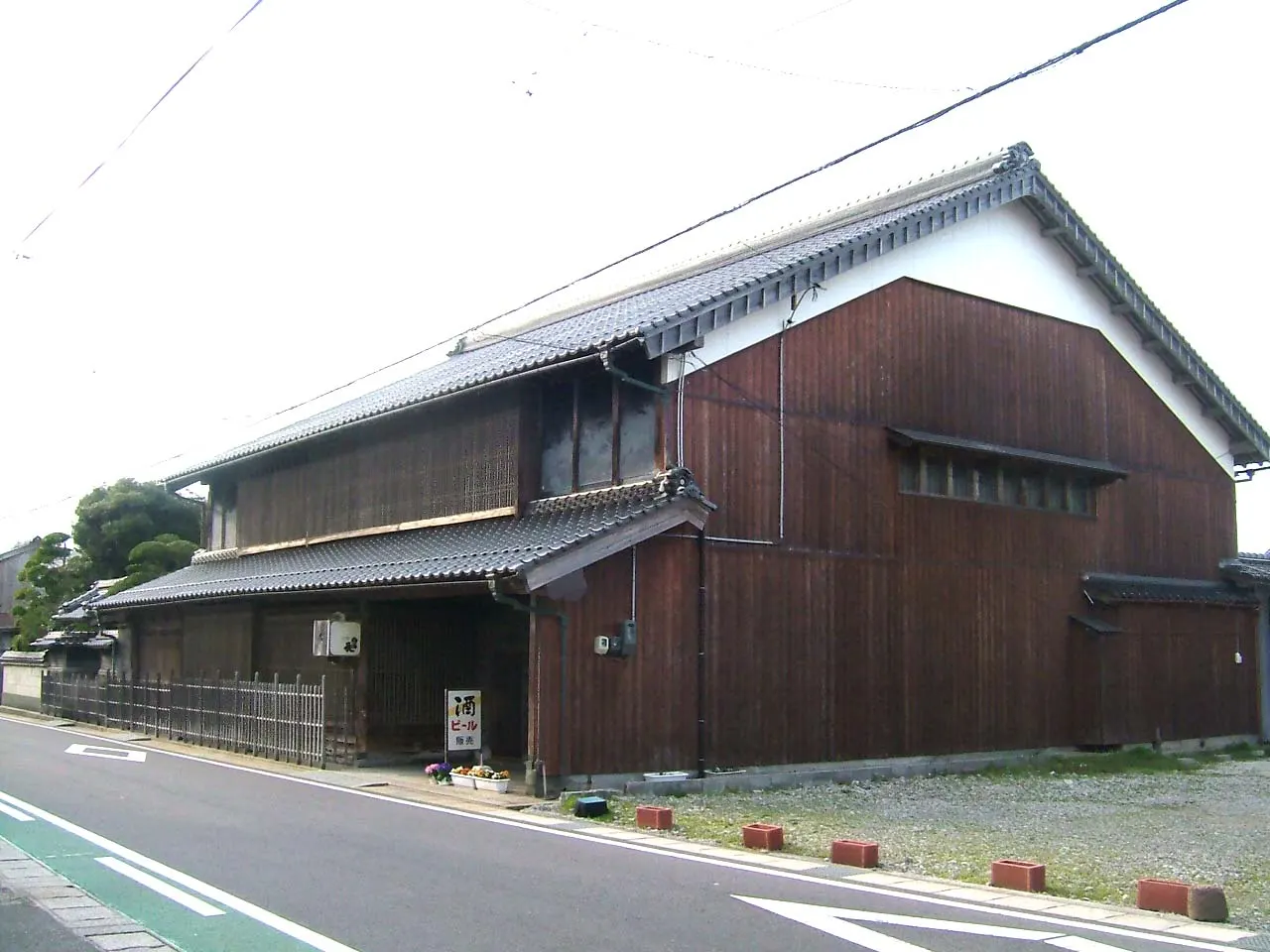 江原酒造本店の建物