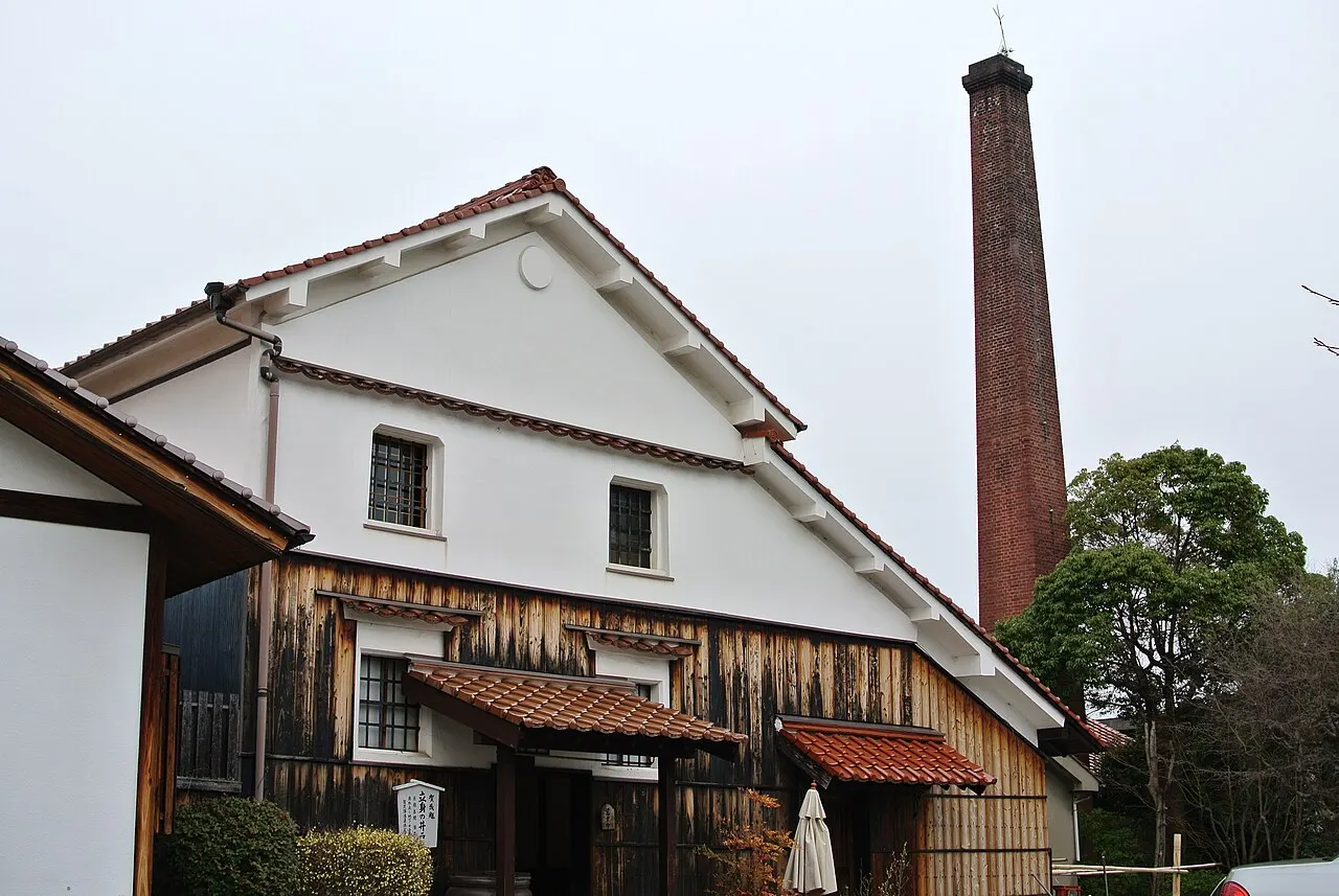 賀茂輝酒造の建物