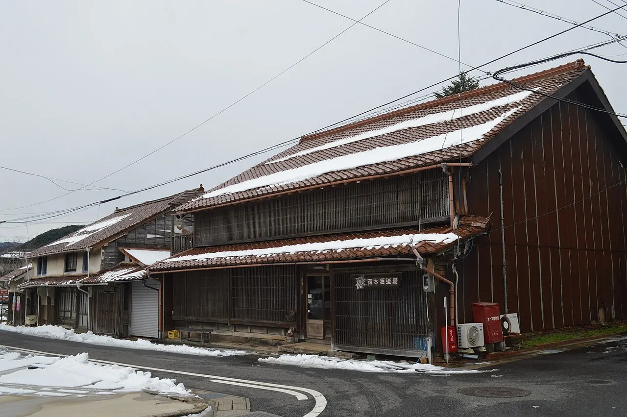 西本酒造場の建物