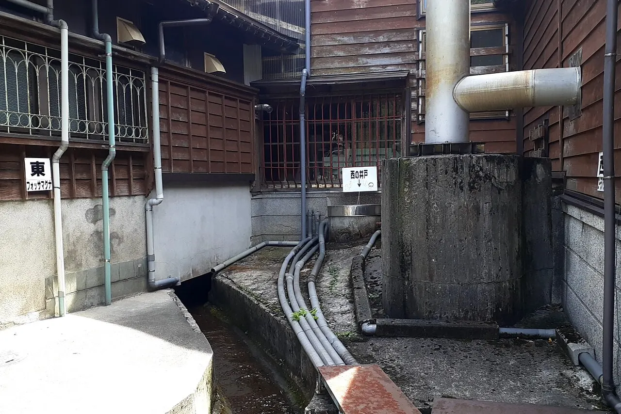 渡辺酒造店の建物