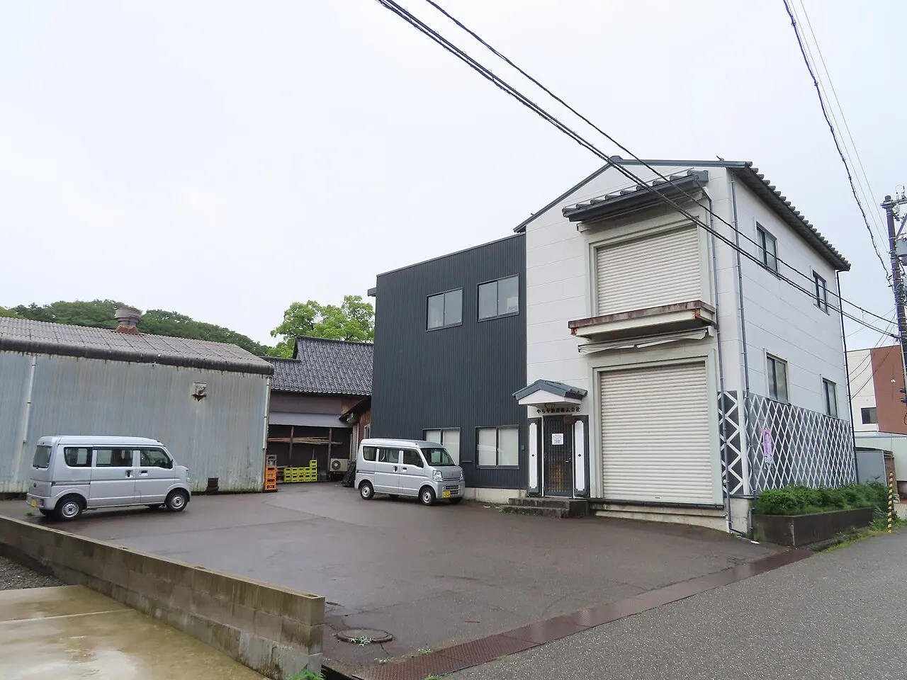 やちや酒造の建物