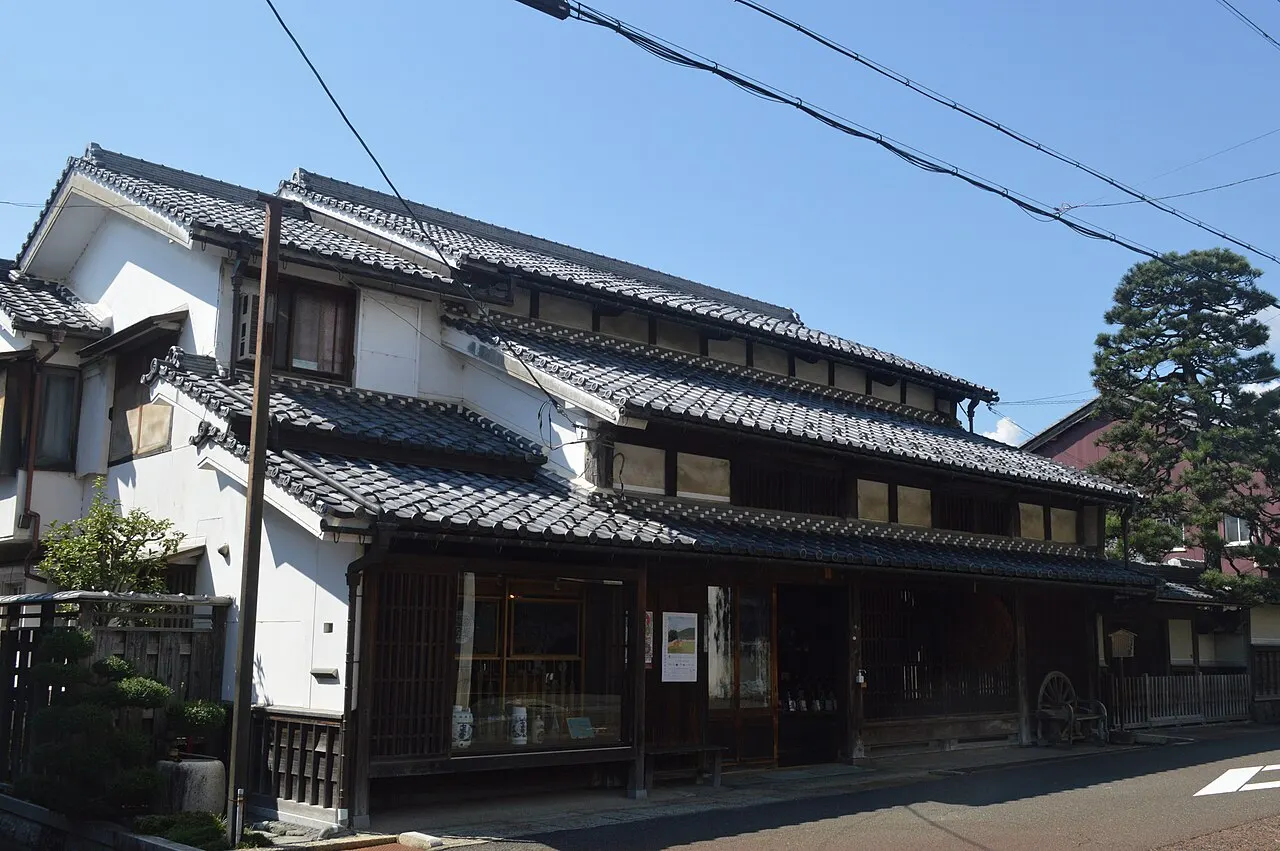 冨田酒造の建物
