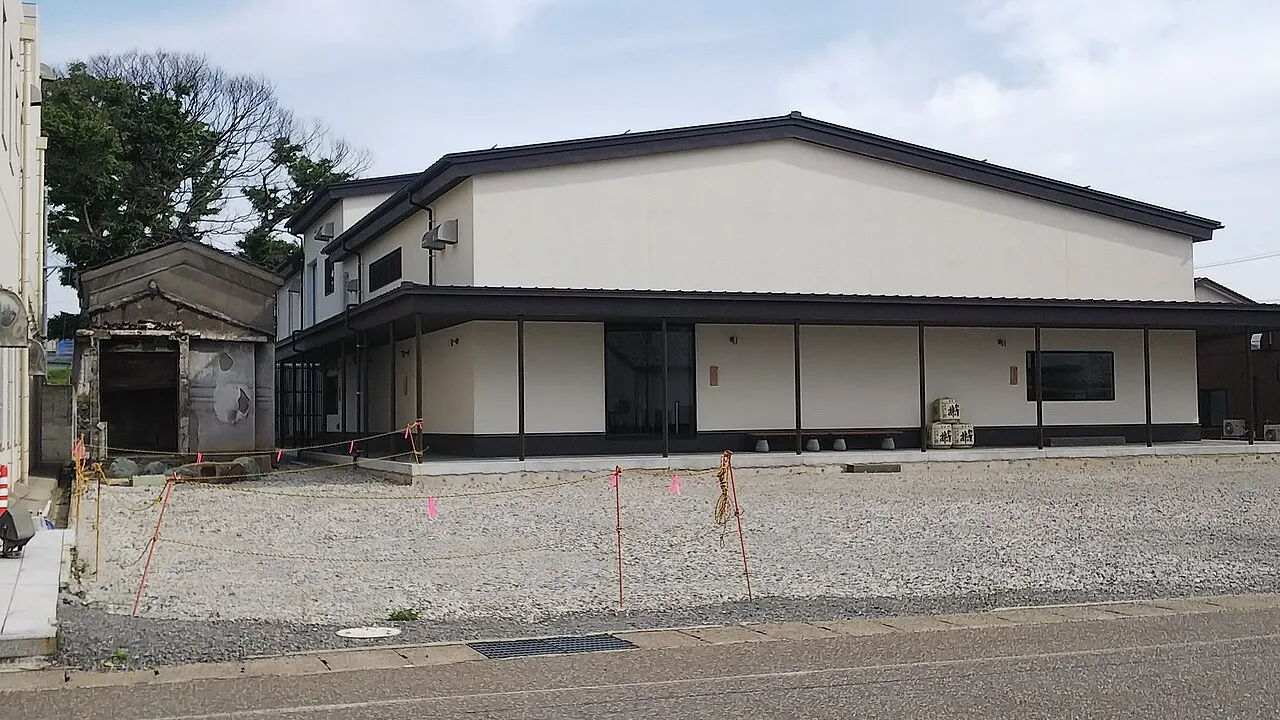 加賀の井酒造の建物